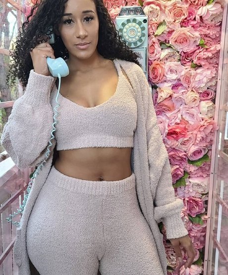 Cleocakes high quality pornstar pictures