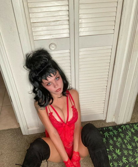 Chelseavundaland model hot picture