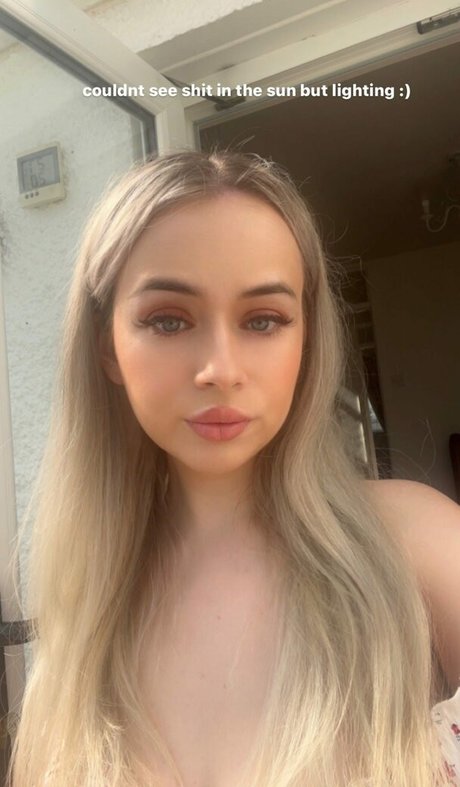 lilhunnixo star nude image