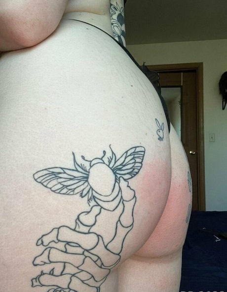 yourhotmllf star sexy photo