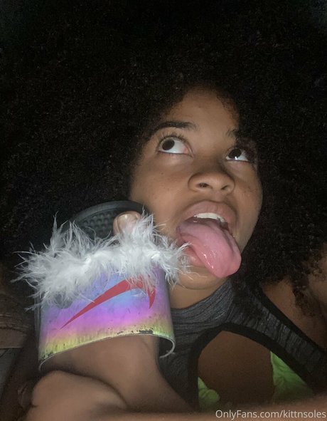 kittnsoles star pornographic galleries