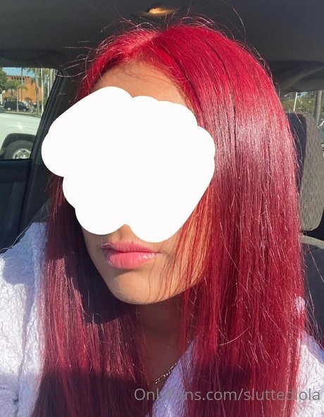 sluttedlola exclusive model pic