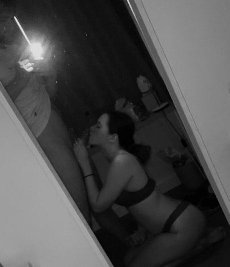 shawn charlotte top actress pic