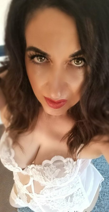 alig44444 model top pictures