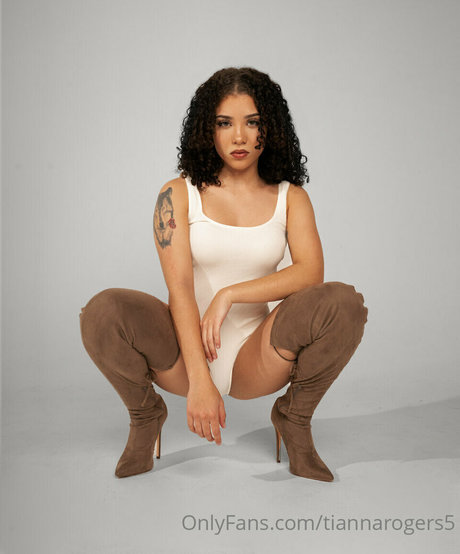 Tiannarogers5 nude actress gallery