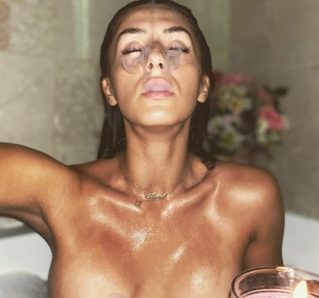 Adalline pornstar art img