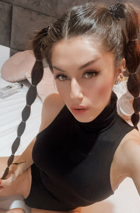 kitchen fuck onlyfans hot pics