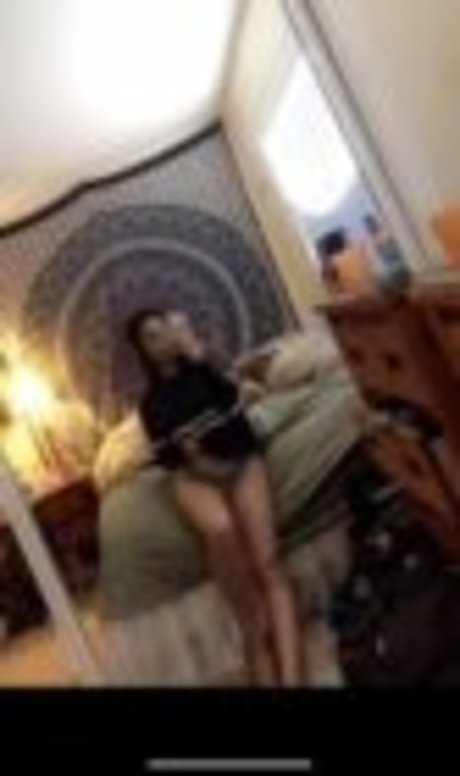 sara maika high quality pornstar image