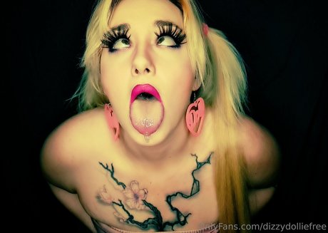 dizzydolliefree model adult photo