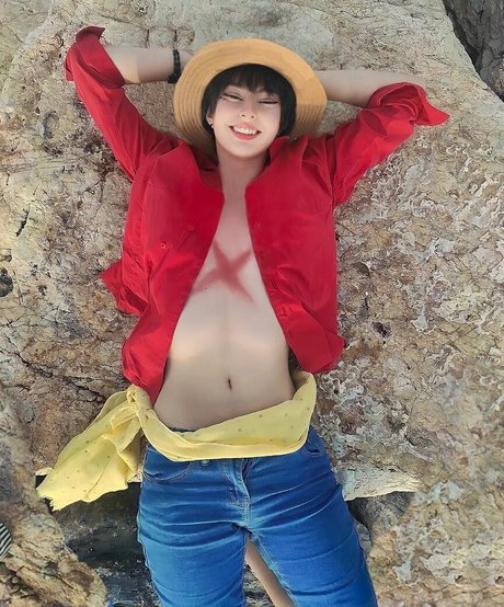 Ryoheaven top model img