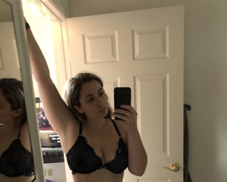 milfweeed model art archive