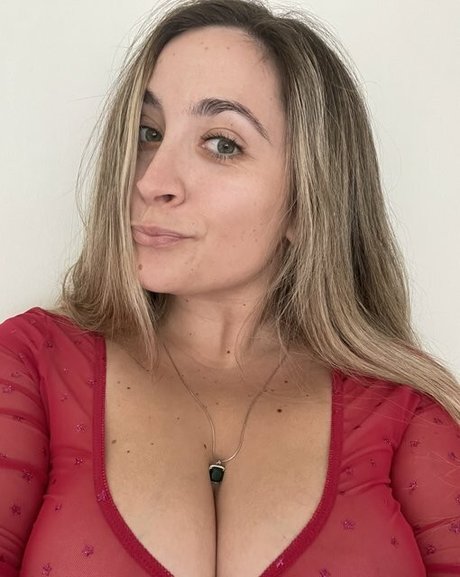 milfweeed star hd gallery