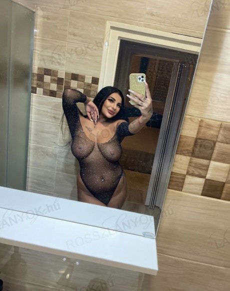 nincs nincs0702 nudes actress galleries