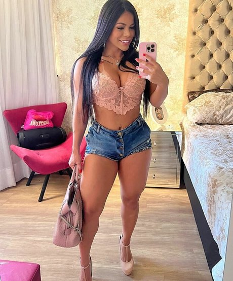 Leticia Lopes free star photos