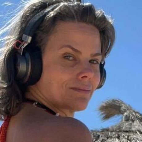 Maria Candida model exclusive pic