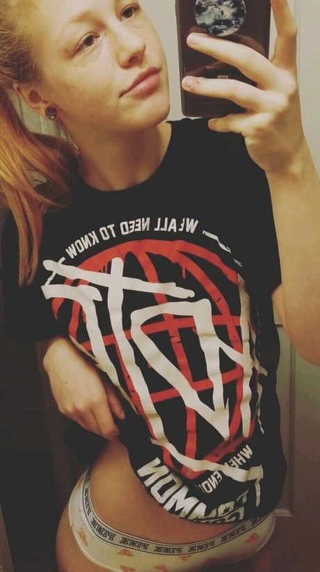 Damnwithaloudham pornstar beautiful img