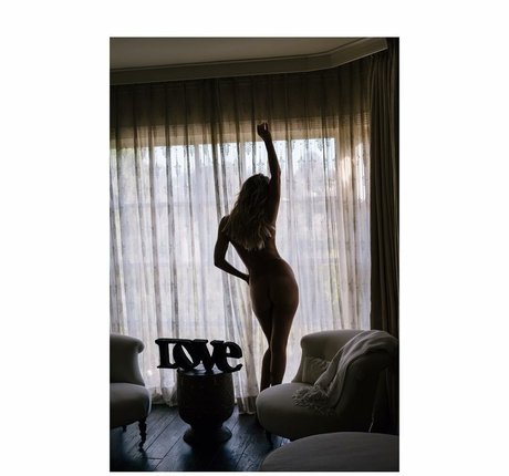 sisters onlyfans naked img