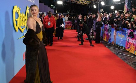 Kate Hudson pornstar top picture