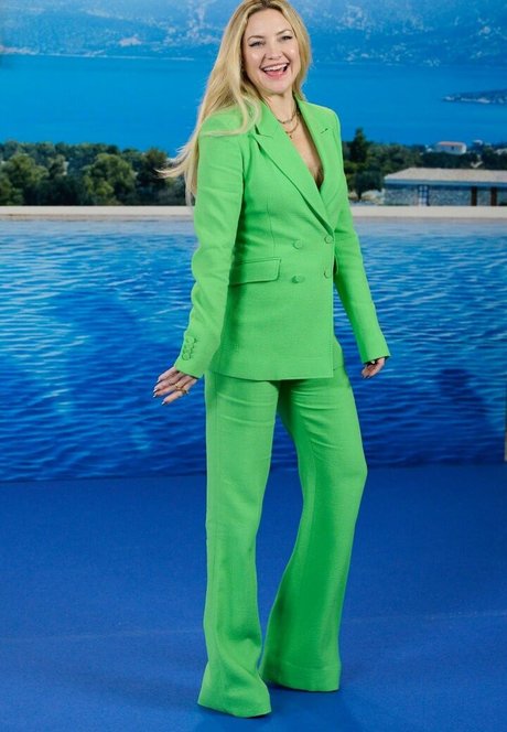 Kate Hudson adult model photo