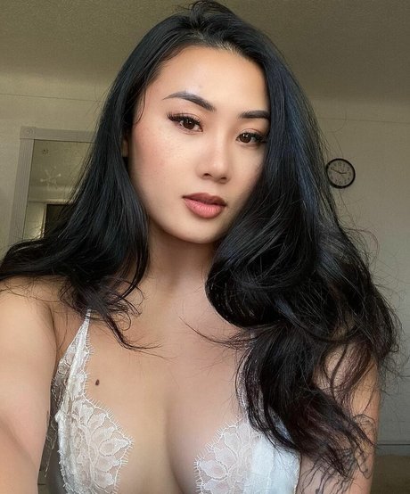 lindaafreckles art actress gallery