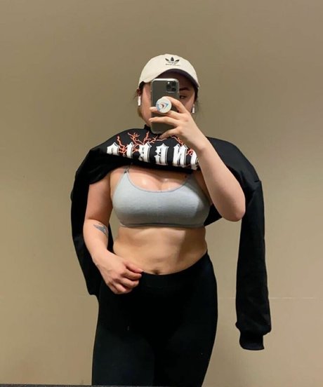 lindaafreckles pornographic model pics