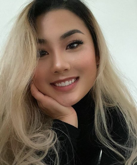 lindaafreckles model sex photo