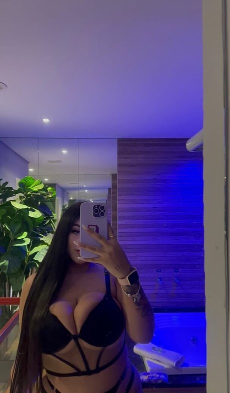 MandyLia star top picture