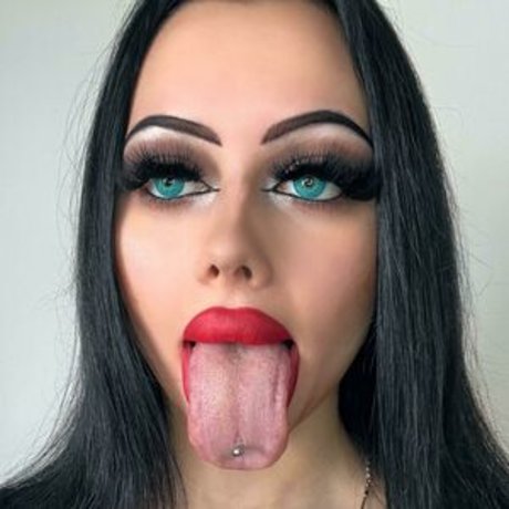 Alison Beth model sexy pics