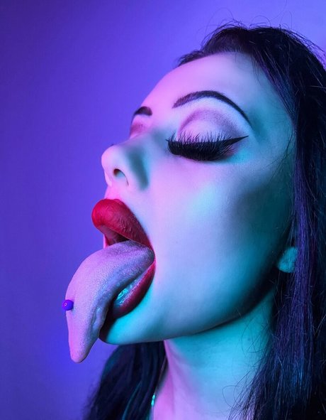 Alison Beth model hd archive