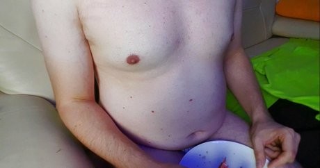 bellystuffingfan pornstar high quality images