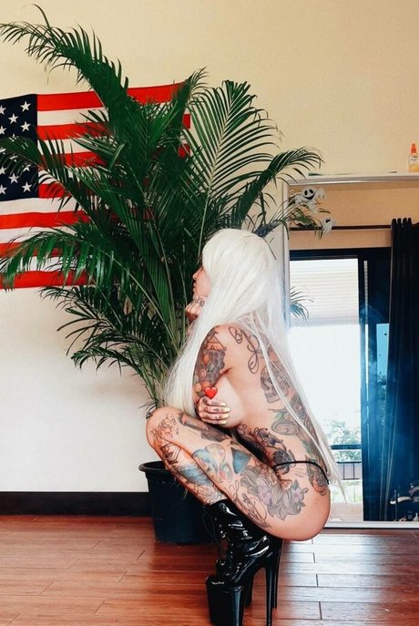 Bantik Boy model free pictures