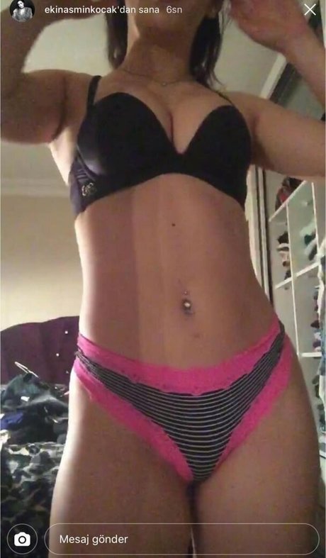 Ekin Asmin Kocak naked model galleries