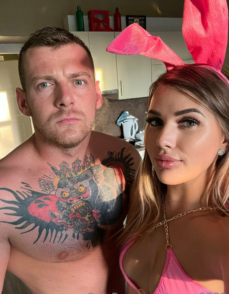 hope 2795 star erotic image