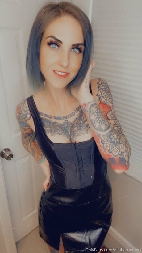 ellabarnettvip perfect model pics