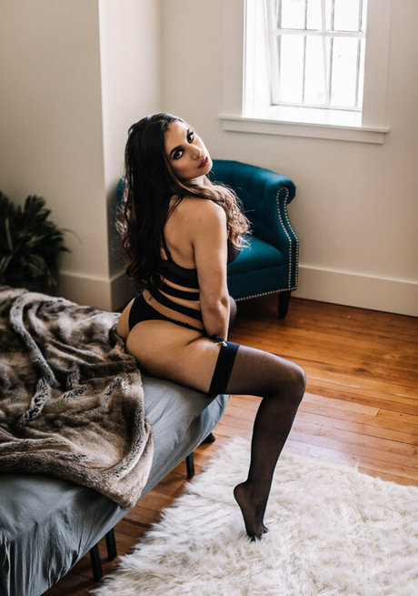 kikix91 nudes actress img