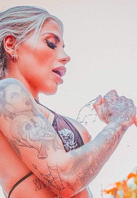 Vanessa Mesquita high quality star images