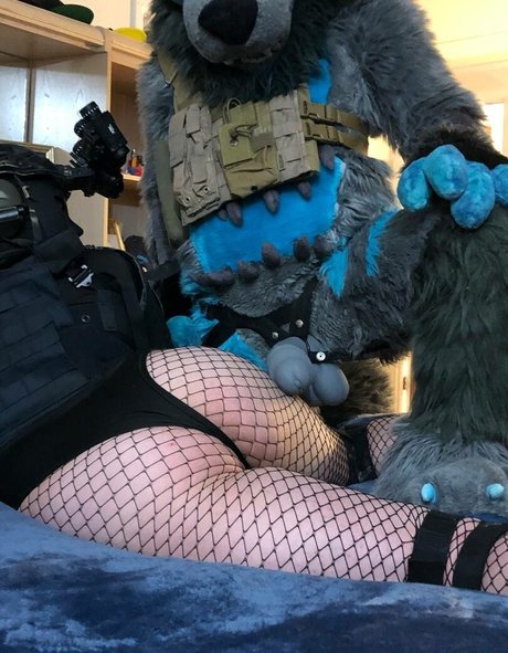 Indyee nude star photo