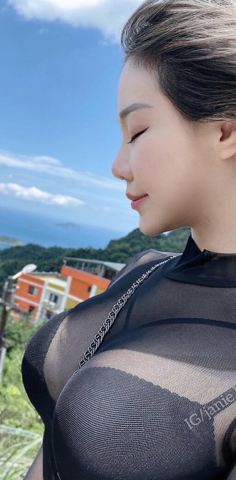 janie lin erotic model images