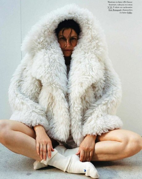 Laetitia Casta pornographic star galleries