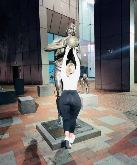 Brisnareyes26 star art image