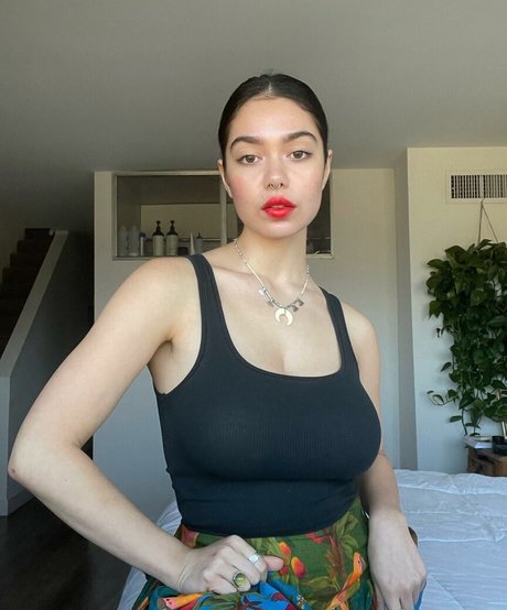 Aulii Cravalho pornstar pretty picture