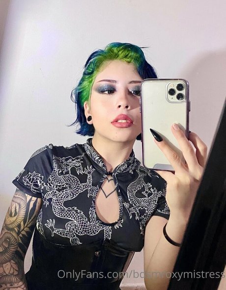 mistressroxybdsm sexy star photo