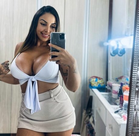 Patricia Vigati erotic actress pictures