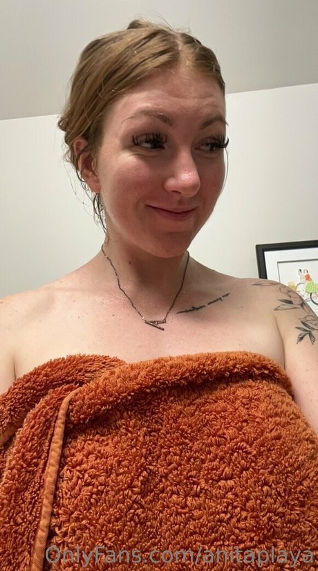 anitaplaya hot model pictures