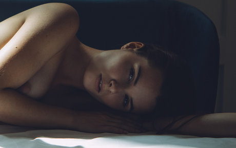 Laure Surlerivage model best pictures