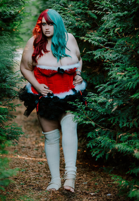 spikezombie beautiful pornstar pics