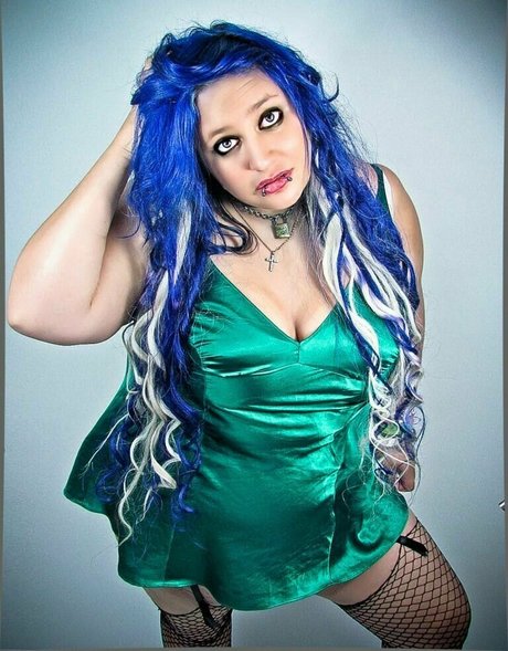 spikezombie model sex pic