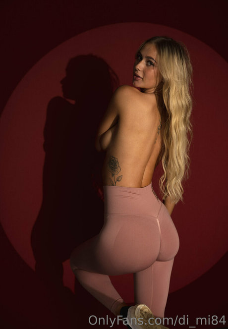 di mi84 nudes actress galleries