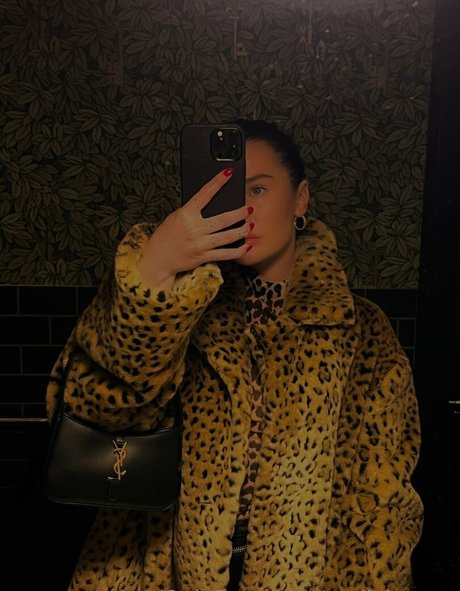 emilykernsx pornstar perfect archive