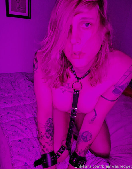 brainwashedpet perfect actress pic